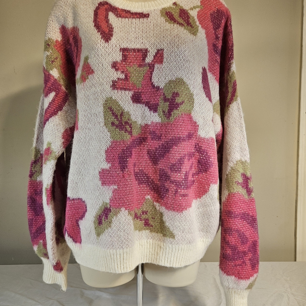 1.4.3. Story by Line Up Cream Crewneck Sweater with Pink Floral Print